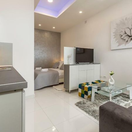 Studio Apartments Twins Spalato Esterno foto